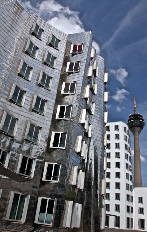 D&uuml;sseldorf - teren bylego Portu Handlowego